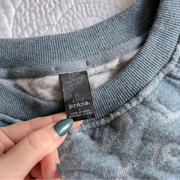 Prana Slate Blue Floral Crew Neck Sweater - Picture 5 of 10